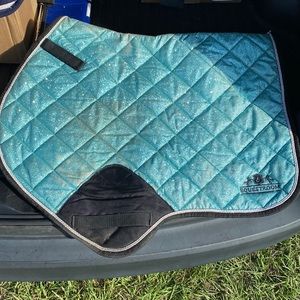 Equestrian saddle pad